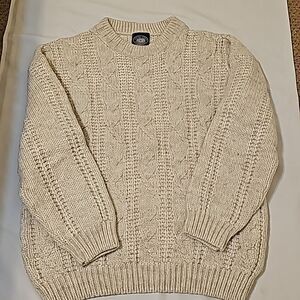 Royal faks made in Italy cable knit sweater size large